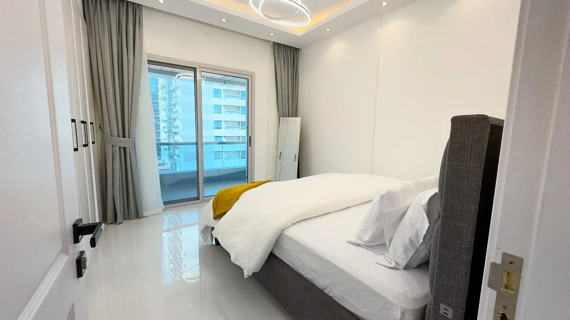 Dubai Marina - 1 Bhk Classy Apartment