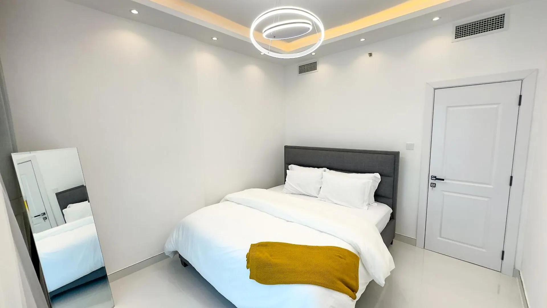 Dubai Marina - 1 Bhk Classy Apartment