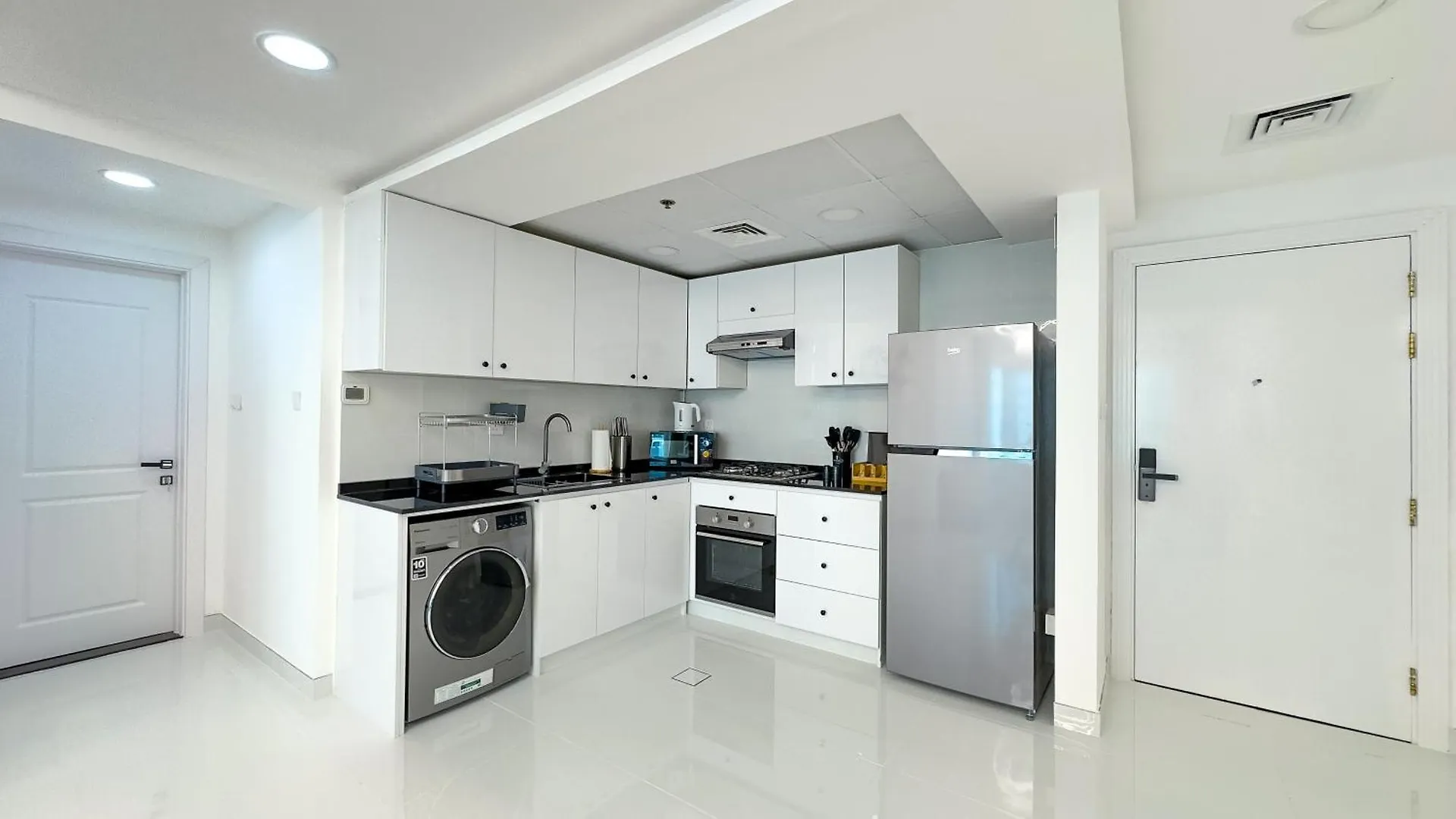 Dubai Marina - 1 Bhk Classy Apartment